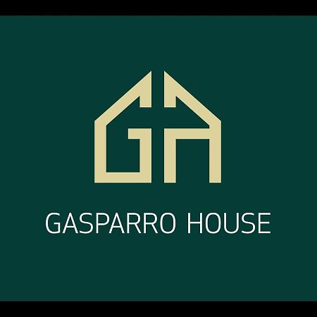 Gasparro House Turi Exterior photo